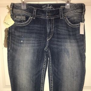 Silver’s NWT Suki Surplus Capri Flap Sz 34